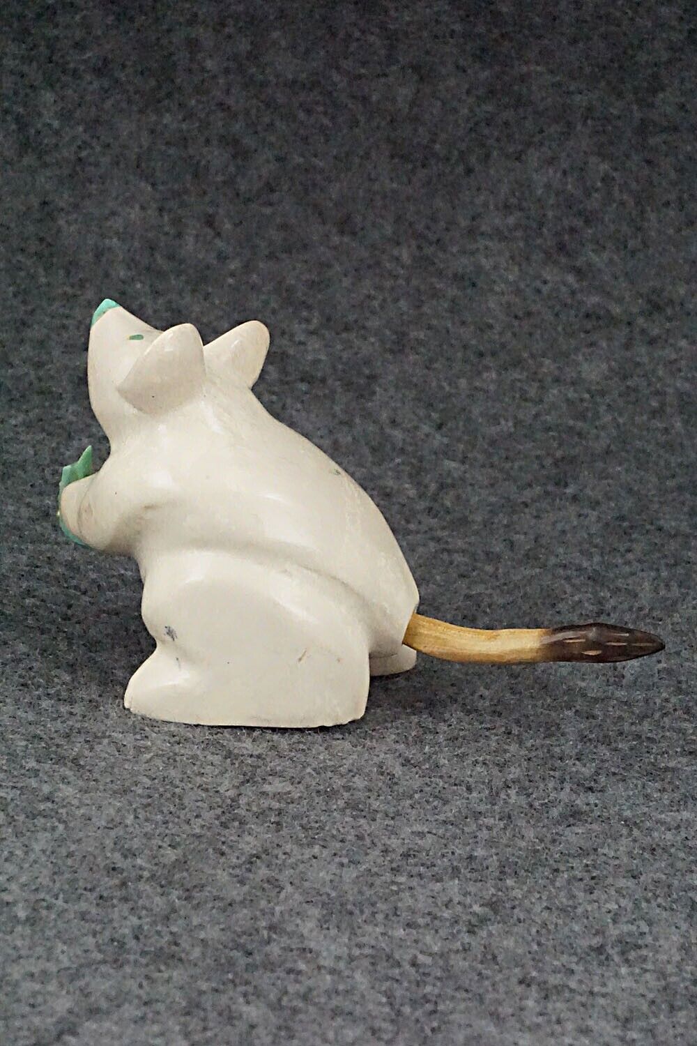 Mouse Zuni Fetish Carving - Enrike Leekya