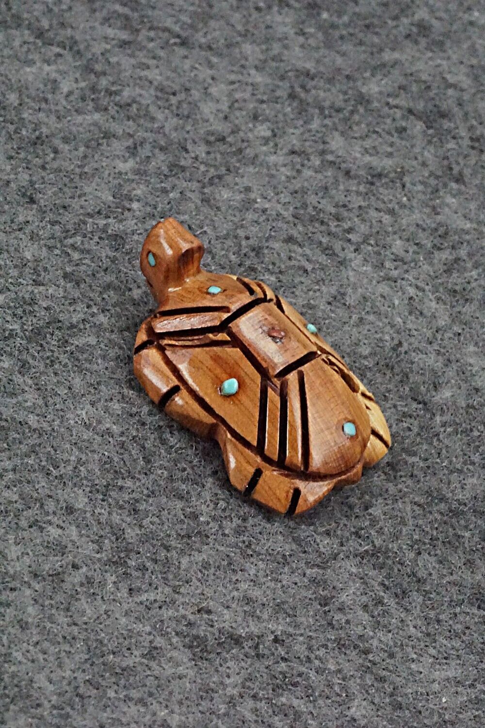 Turtle Zuni Fetish Carving - Carl Etsate