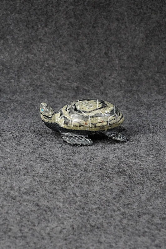 Turtle Zuni Fetish Carving - Rosella Soseeah