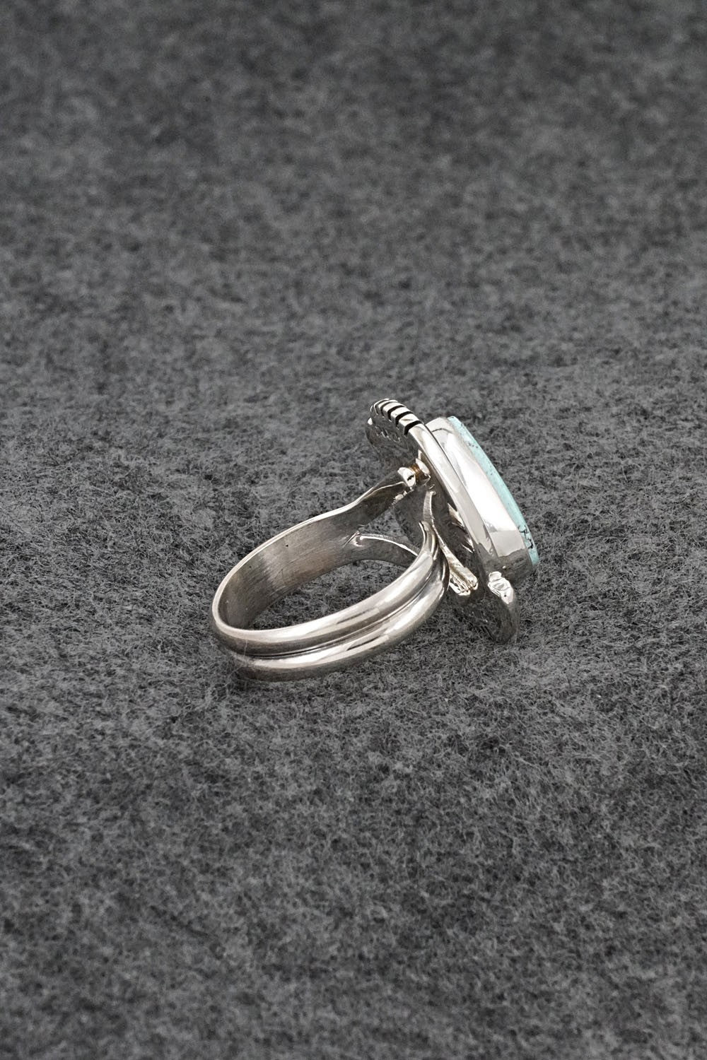 Turquoise & Sterling Silver Ring - Joelias Draper - Size 7 Adj.