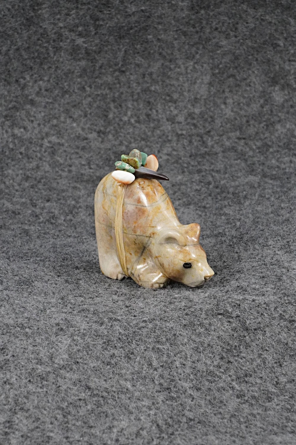Bear Zuni Fetish Carving - Randy Lucio