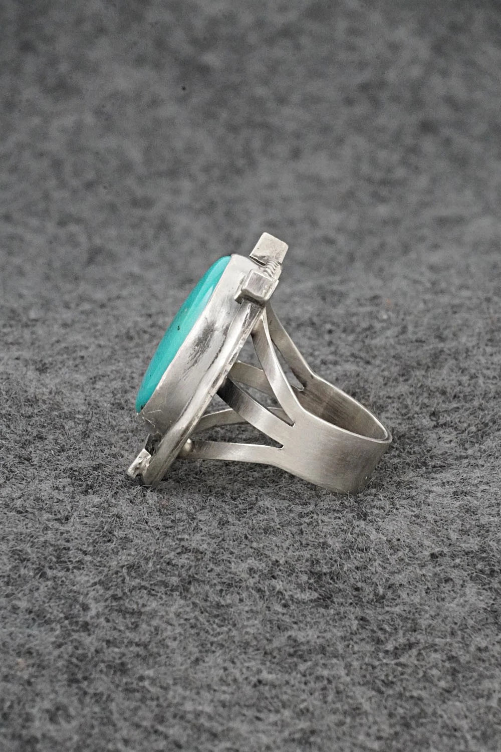 Turquoise & Sterling Silver Ring - Bobby Johnson - Size 6.5