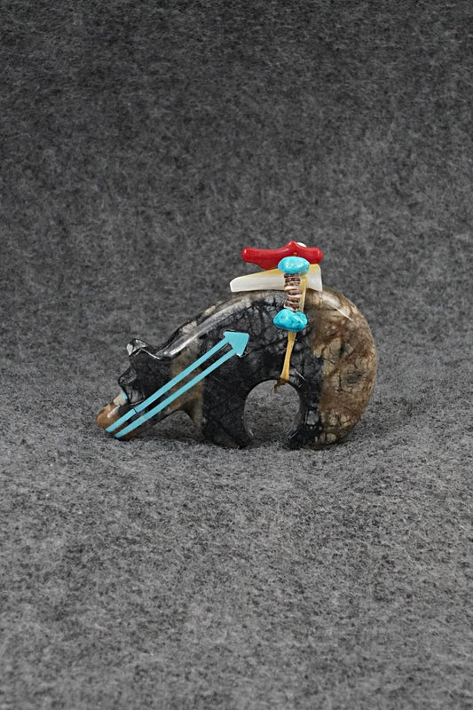 Bear Zuni Fetish Carving - Rodney Laiwakete