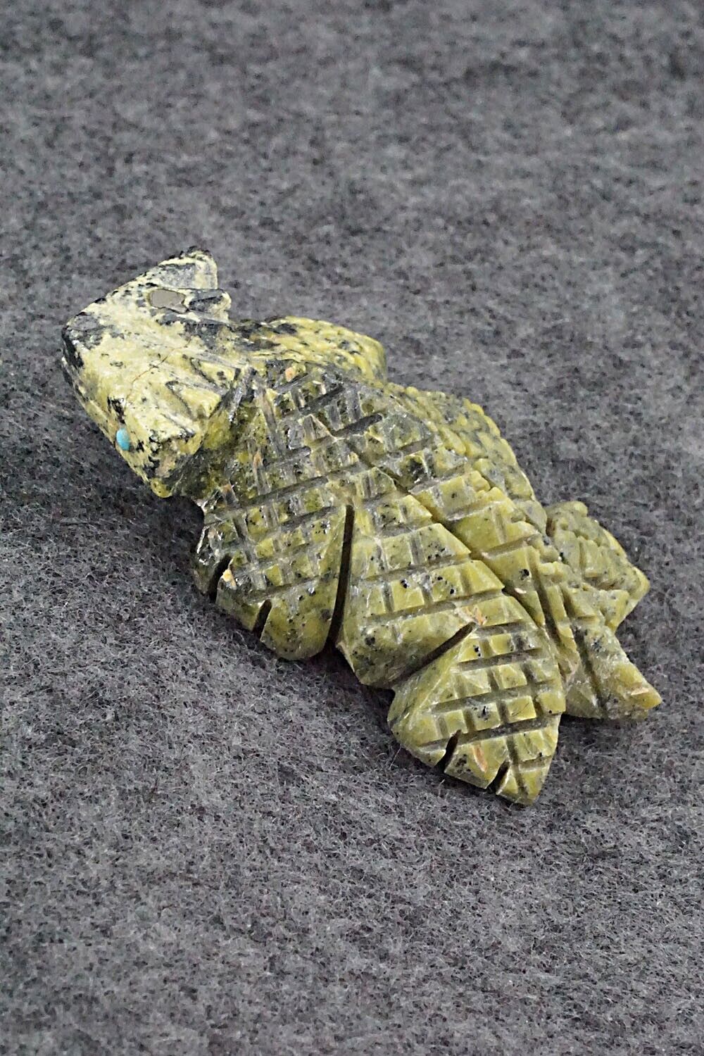 Horned Toad Zuni Fetish Carving - Carl Etsate