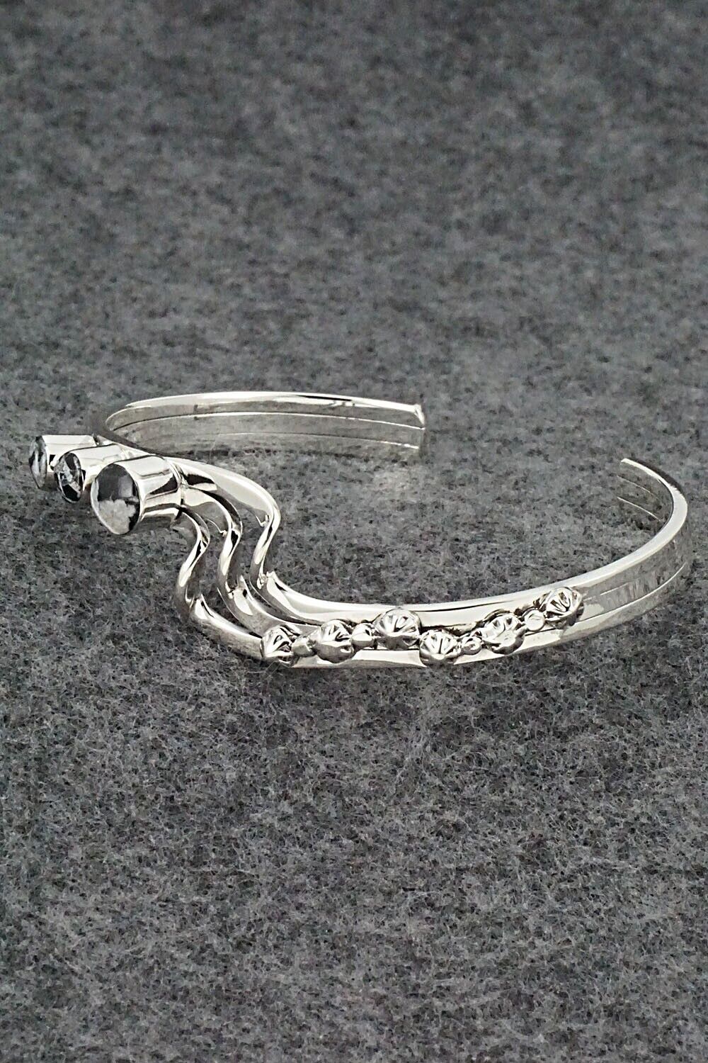 White Buffalo & Sterling Silver Bracelet - Daniel Dakai