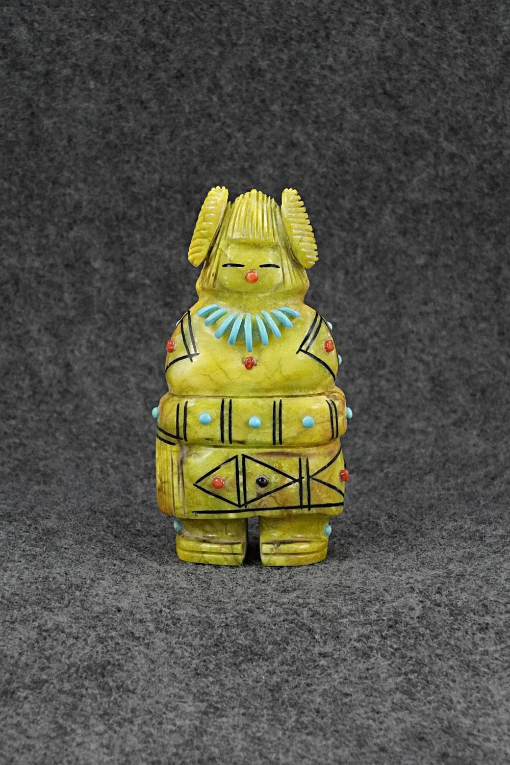 Corn Maiden Zuni Fetish Carving - Claudia Peina
