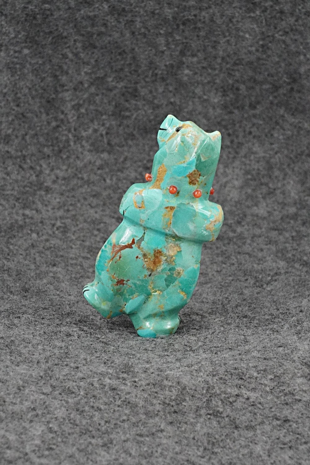 Bear Zuni Fetish Carving - Claudia Peina