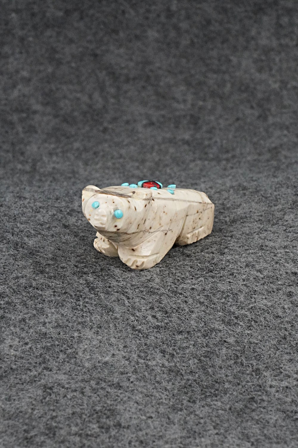 Badger Zuni Fetish Carving - Dannette Laate