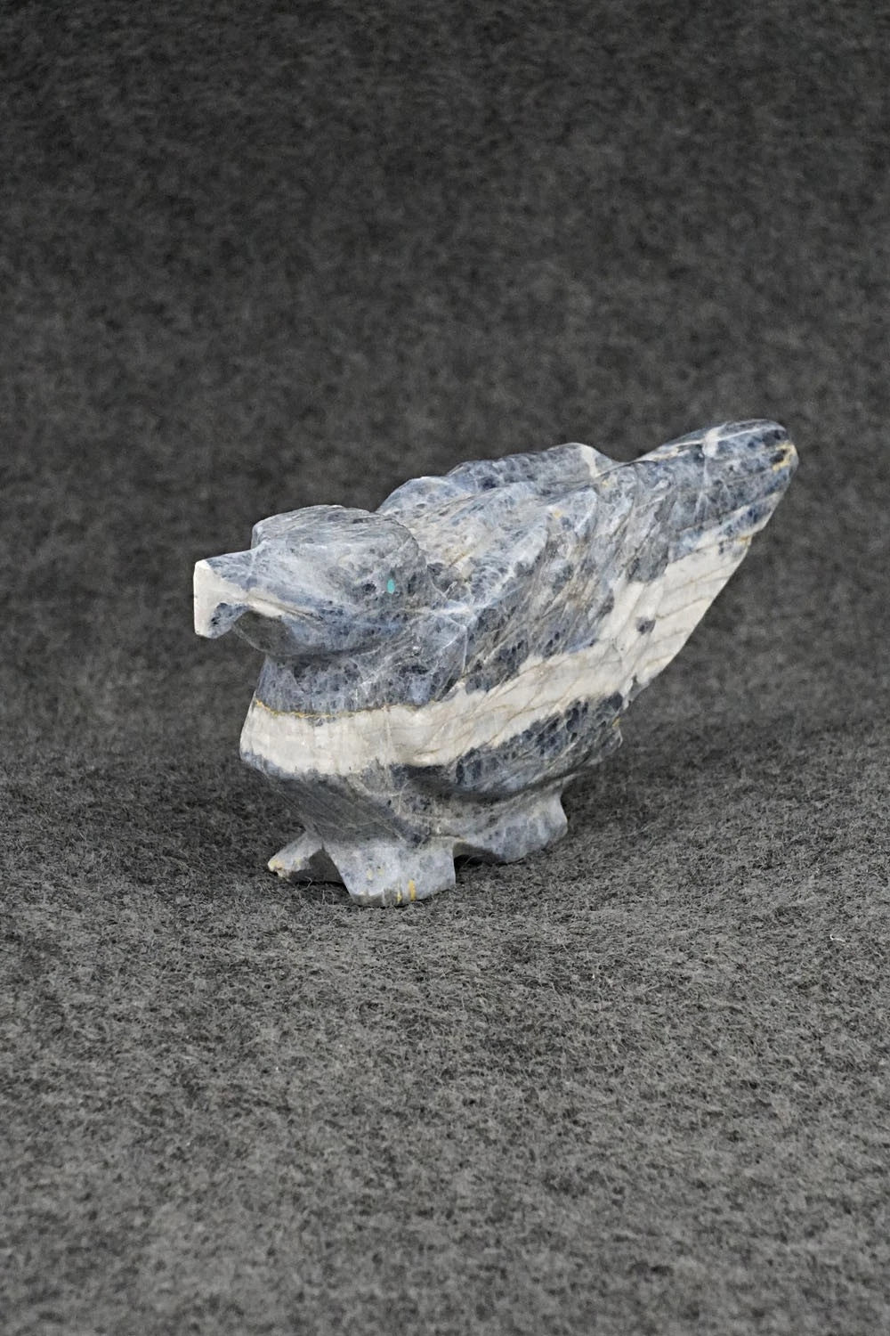 Eagle Zuni Fetish Carving - Tony Mackel