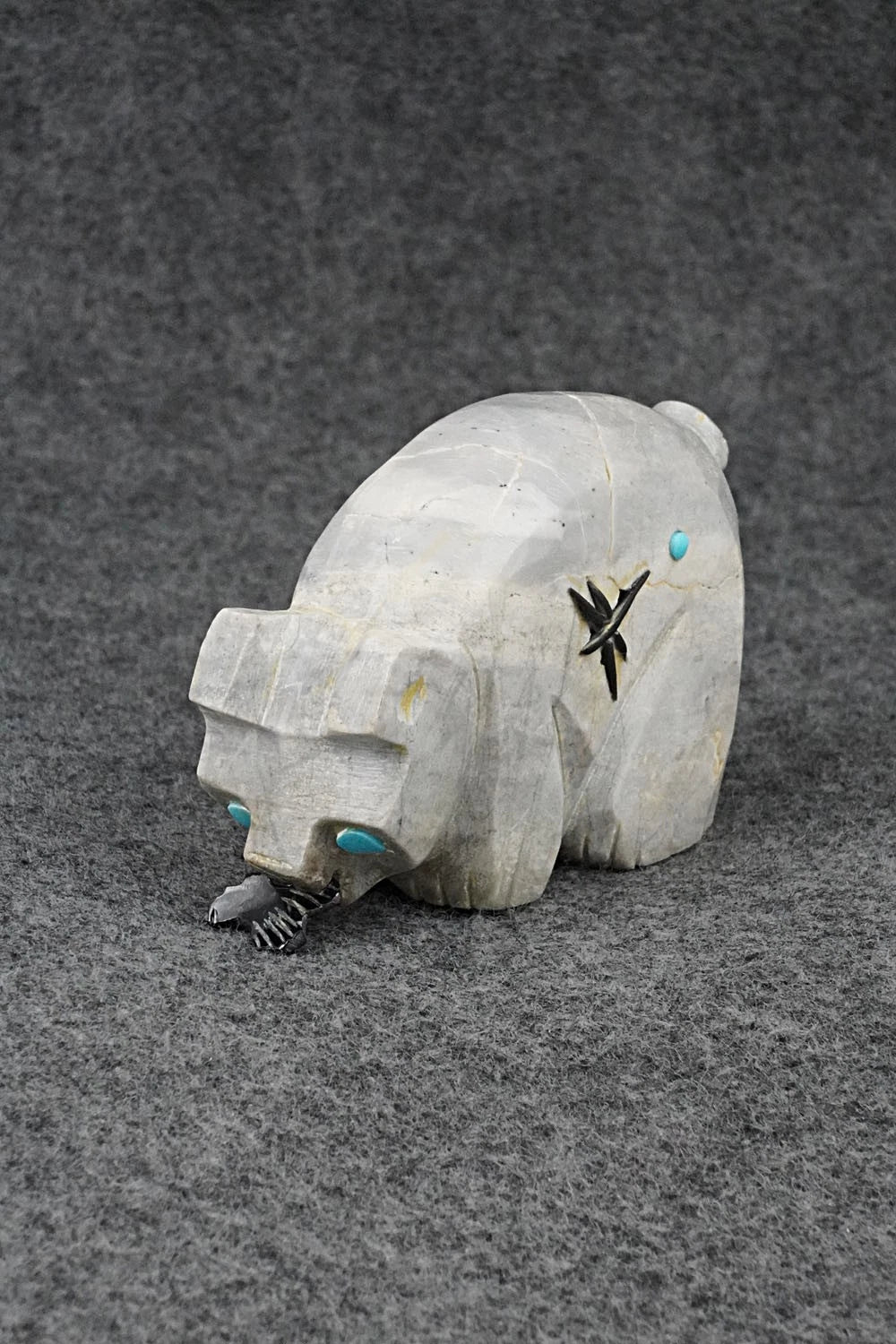 Bear Zuni Fetish Carving - Cody Chavez