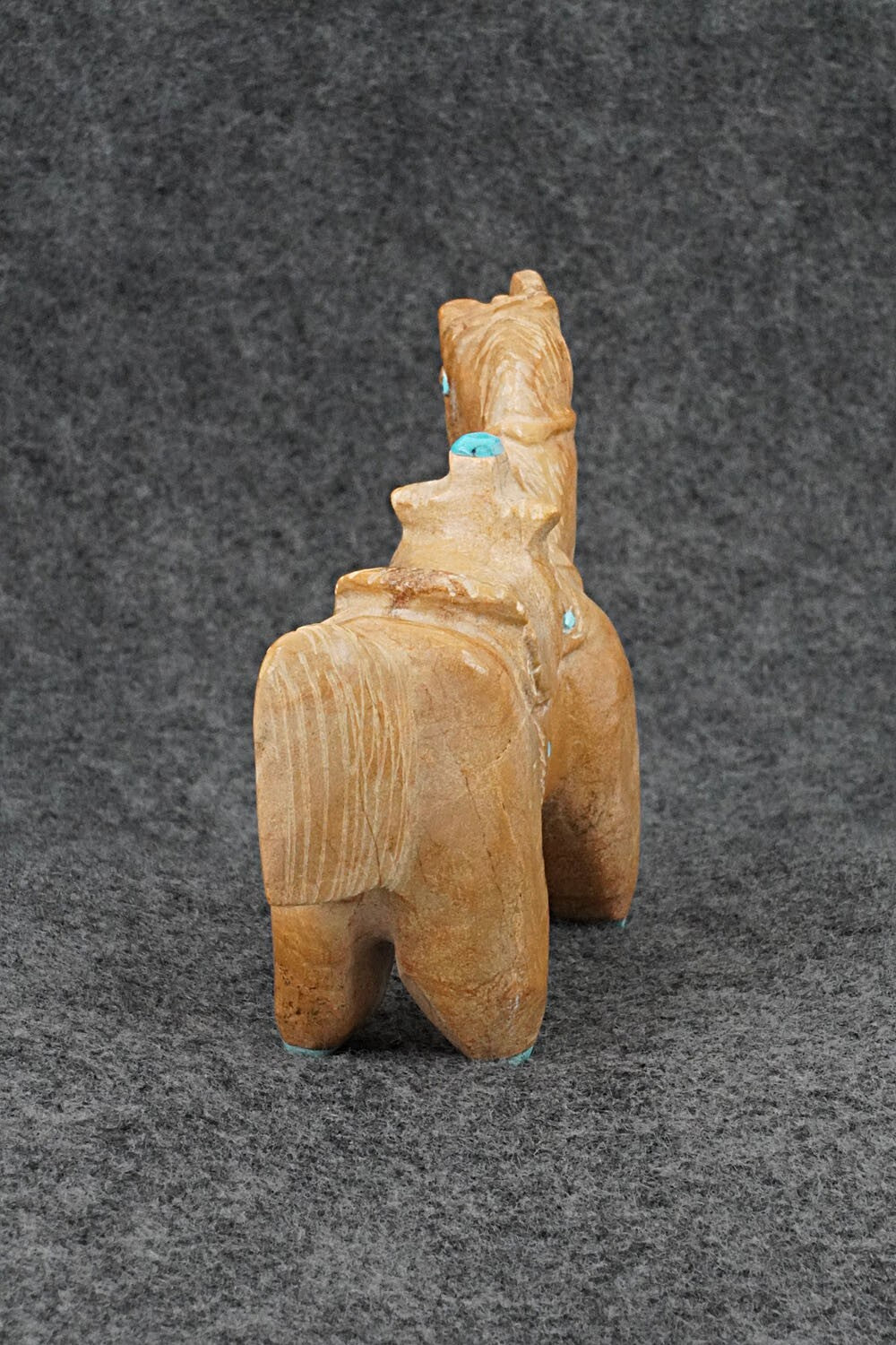 Horse Zuni Fetish Carving - Freddie Leekya