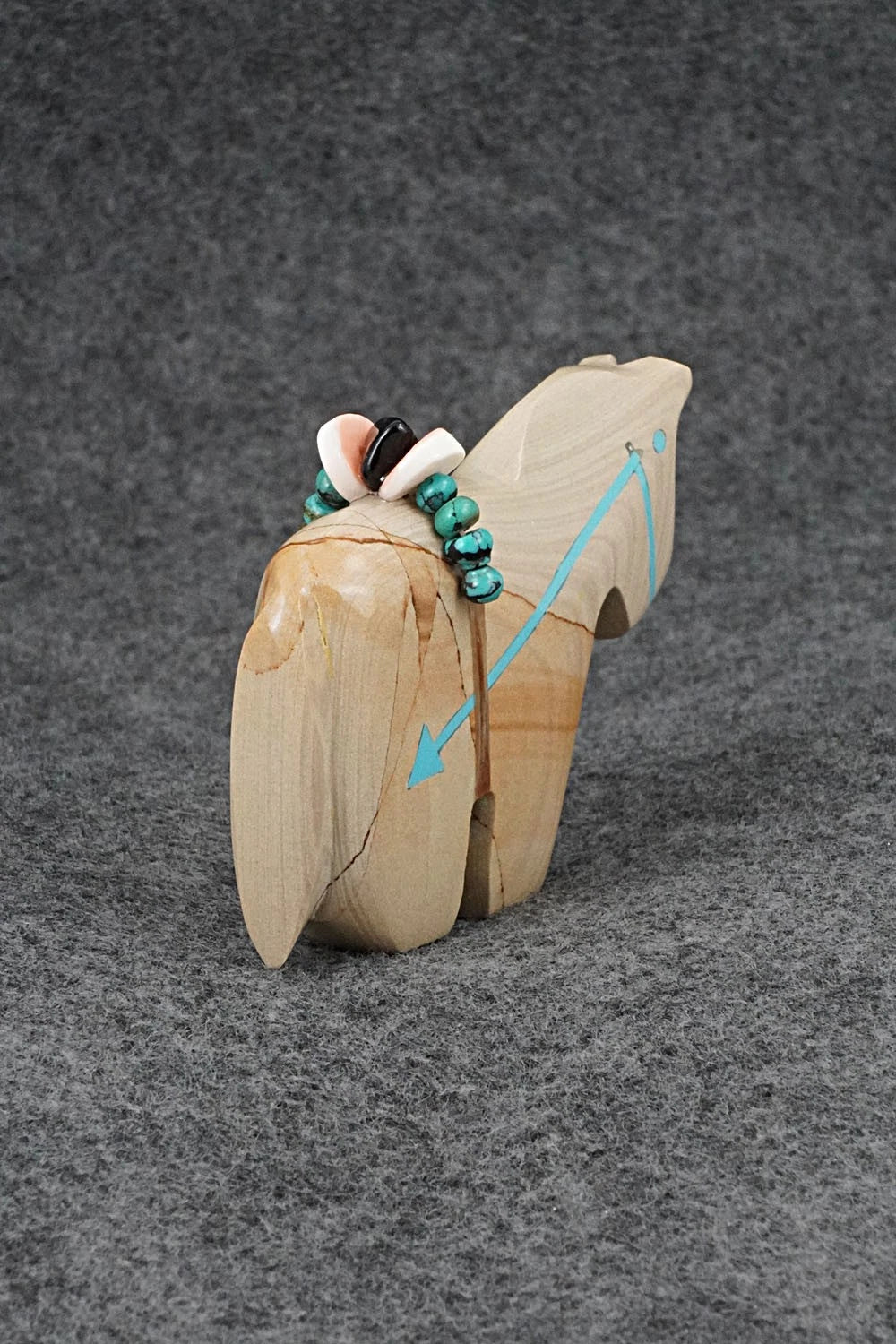 Horse Zuni Fetish Carving - Bernard Laiwekete