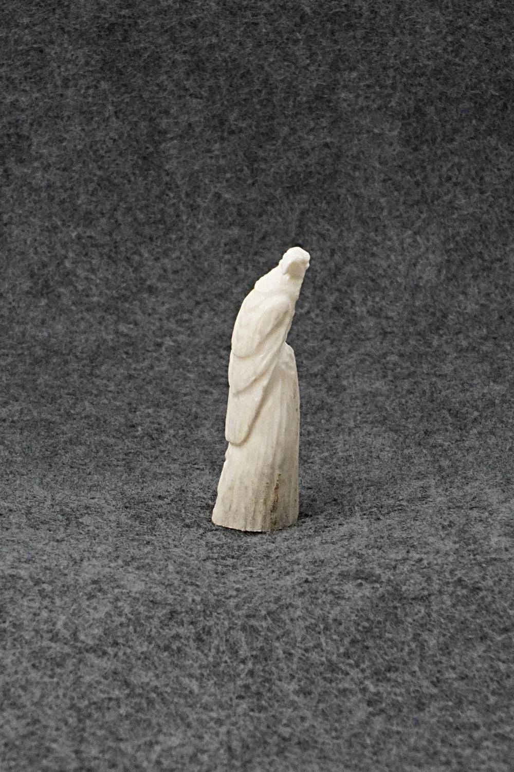 Eagle Zuni Fetish Carving - Maxx Laate