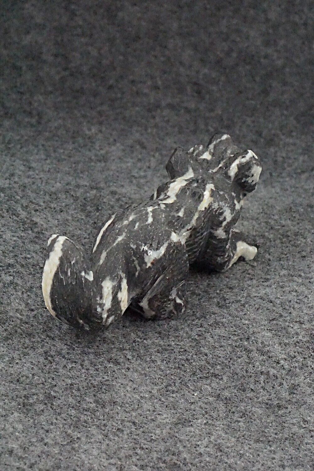 Wolf Zuni Fetish Carving - Tony Mackel