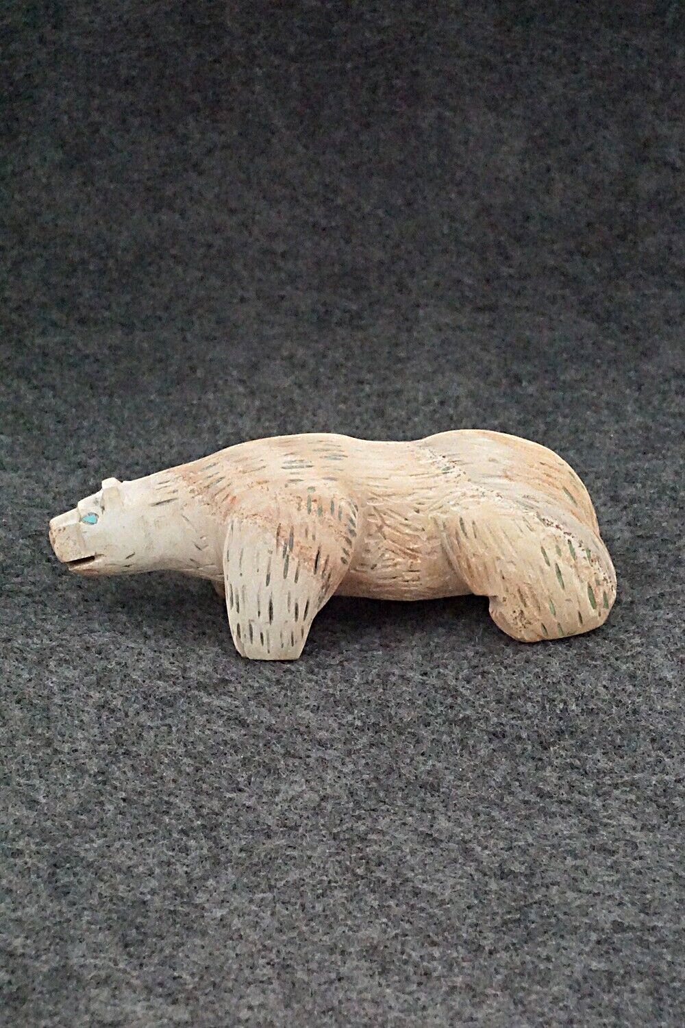 Bear Zuni Fetish Carving - Jeromy Weebothee