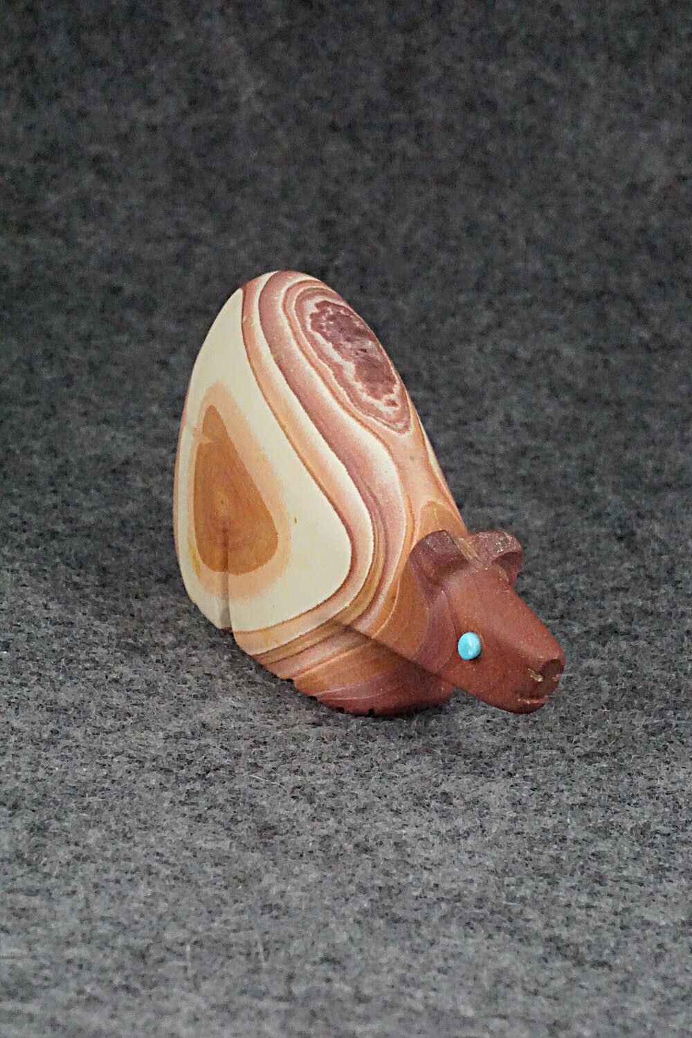 Bear Zuni Fetish Carving - Ronnie Lunasee