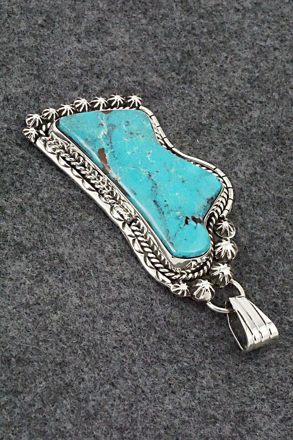 Turquoise & Sterling Silver Pendant - Rita Largo