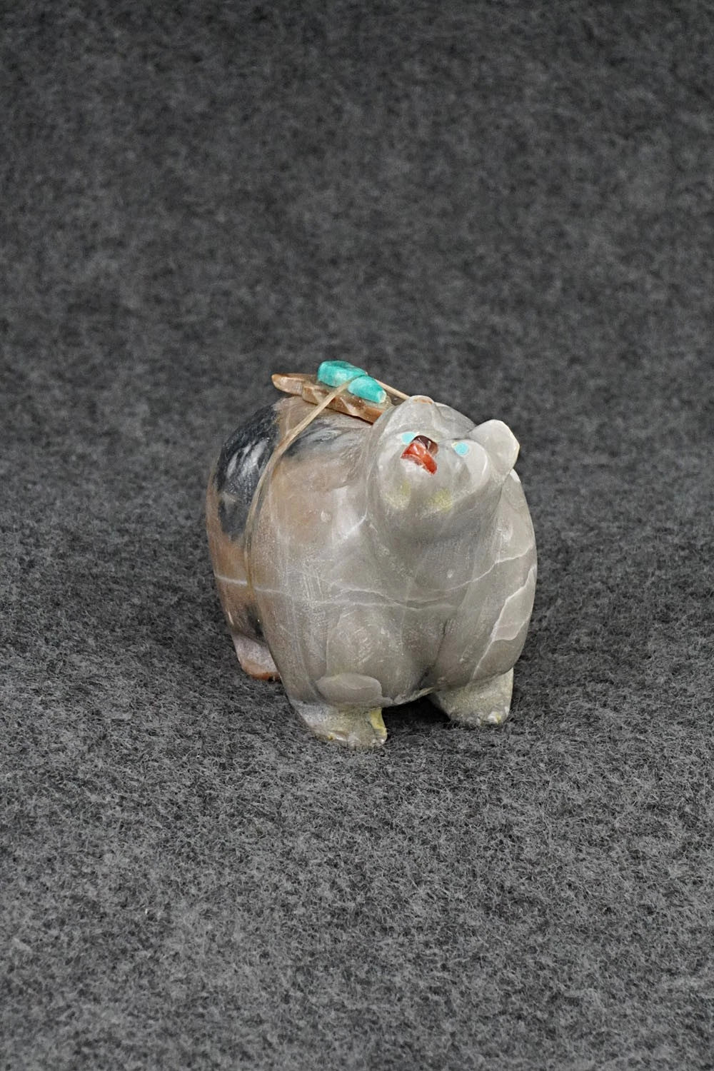 Bear Zuni Fetish Carving - Freddie Leekya