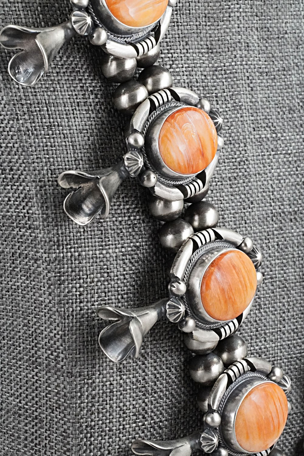 Spiny Oyster & Sterling Silver Squash Blossom Set - Paul Livingston