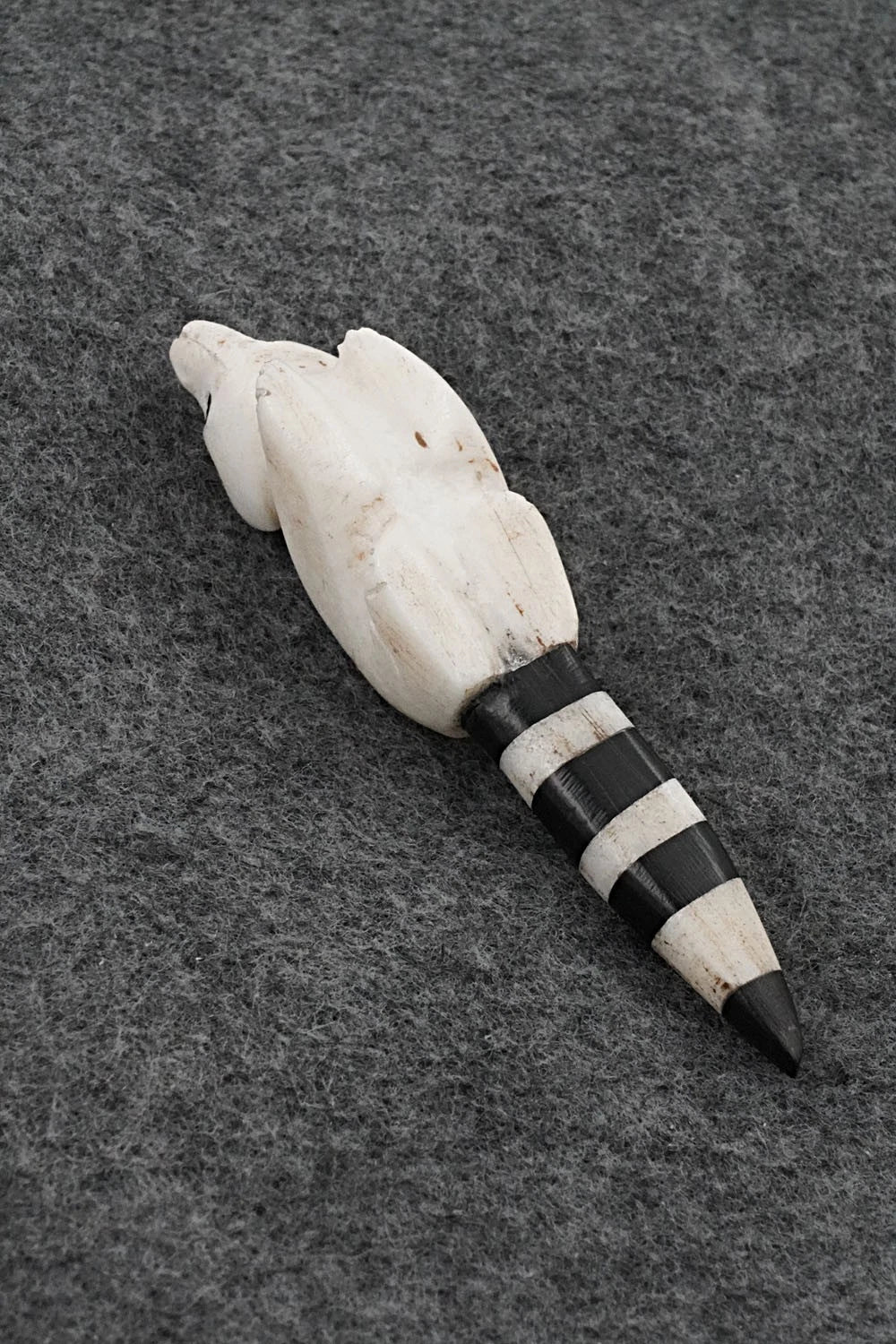 Raccoon Zuni Fetish Carving - Justin Red Elk