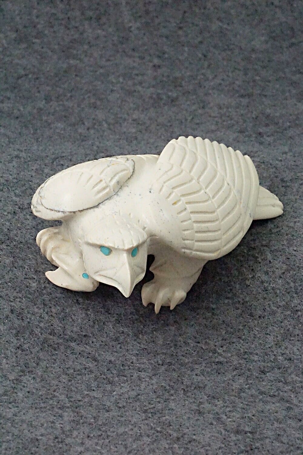 Eagle with Rabbit Zuni Fetish Carving - Albert Eustace Sr.