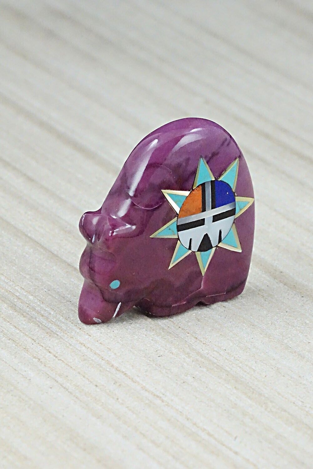 Bear Zuni Fetish Carving - Andres Lementino