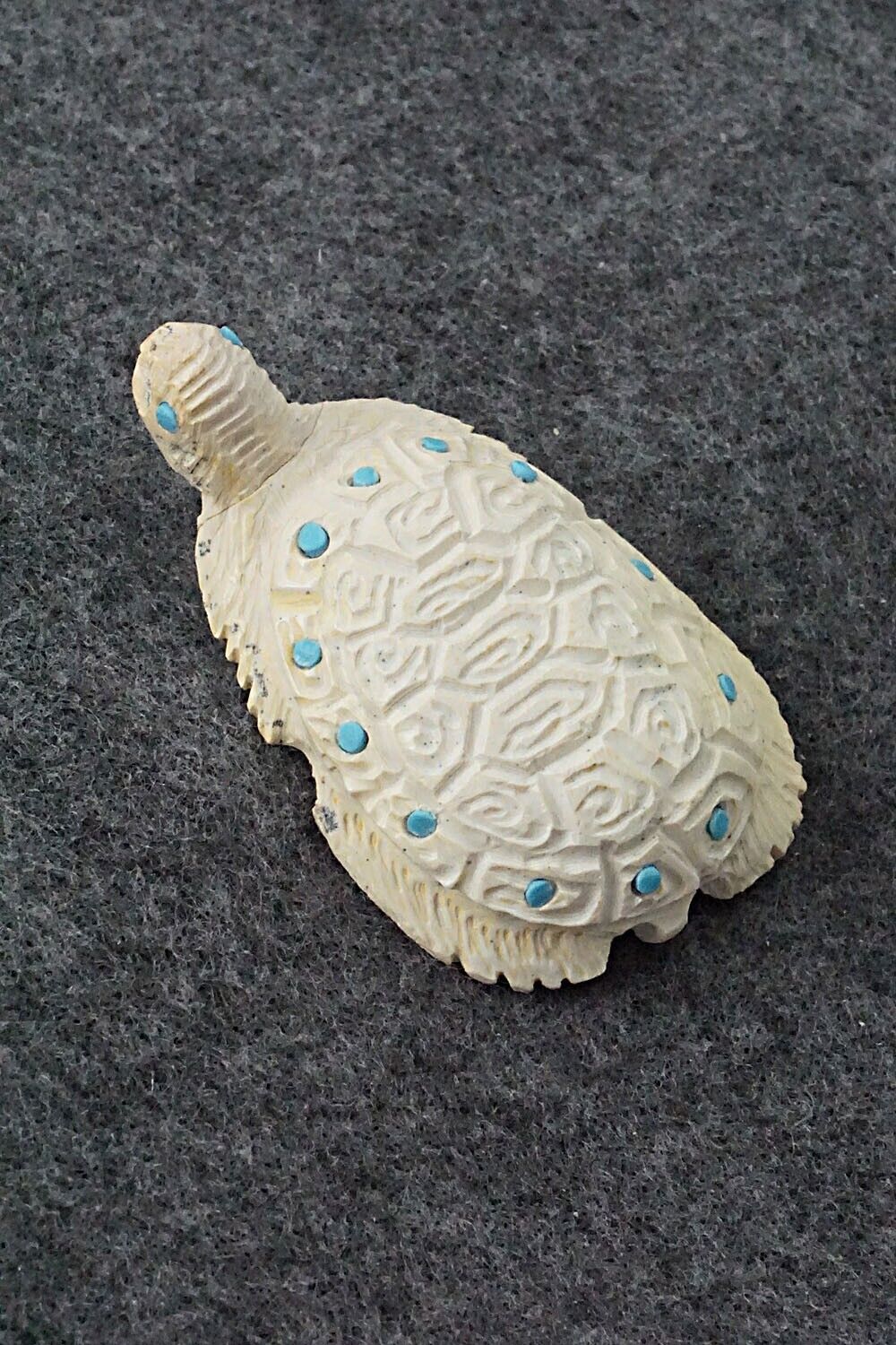 Turtle Zuni Fetish Carving - Adrian Cachini