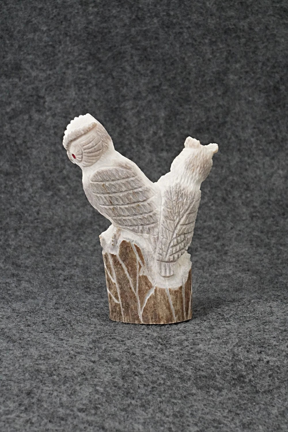 Owls Zuni Fetish Carving - Chris Peina