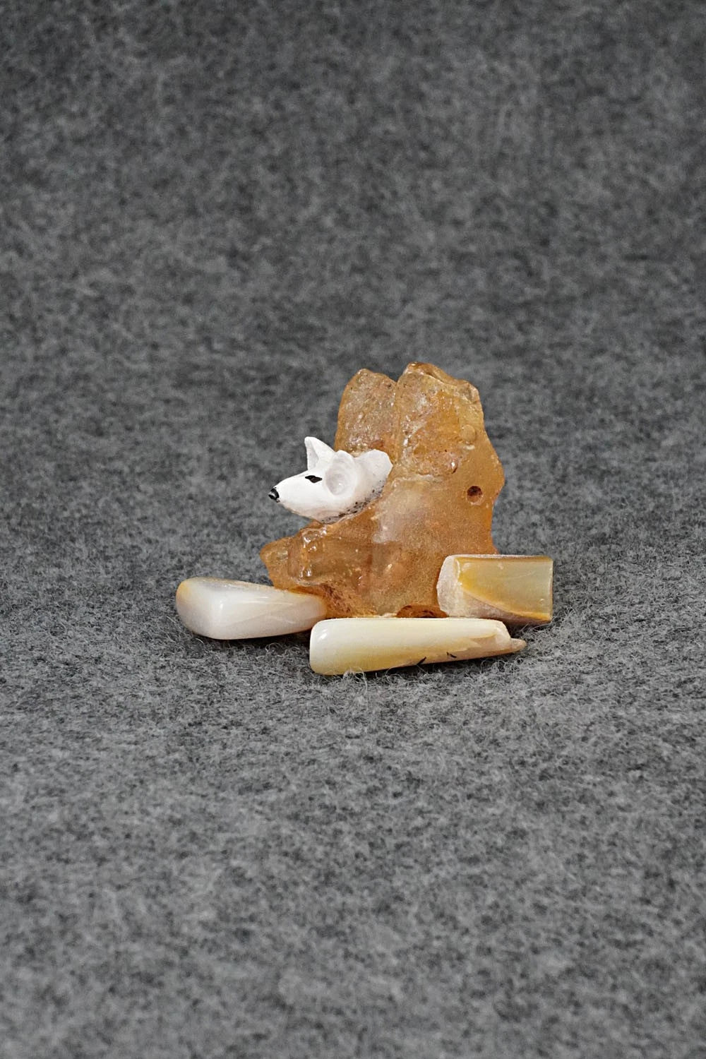 Mouse Zuni Fetish Carving - Ruben Najera