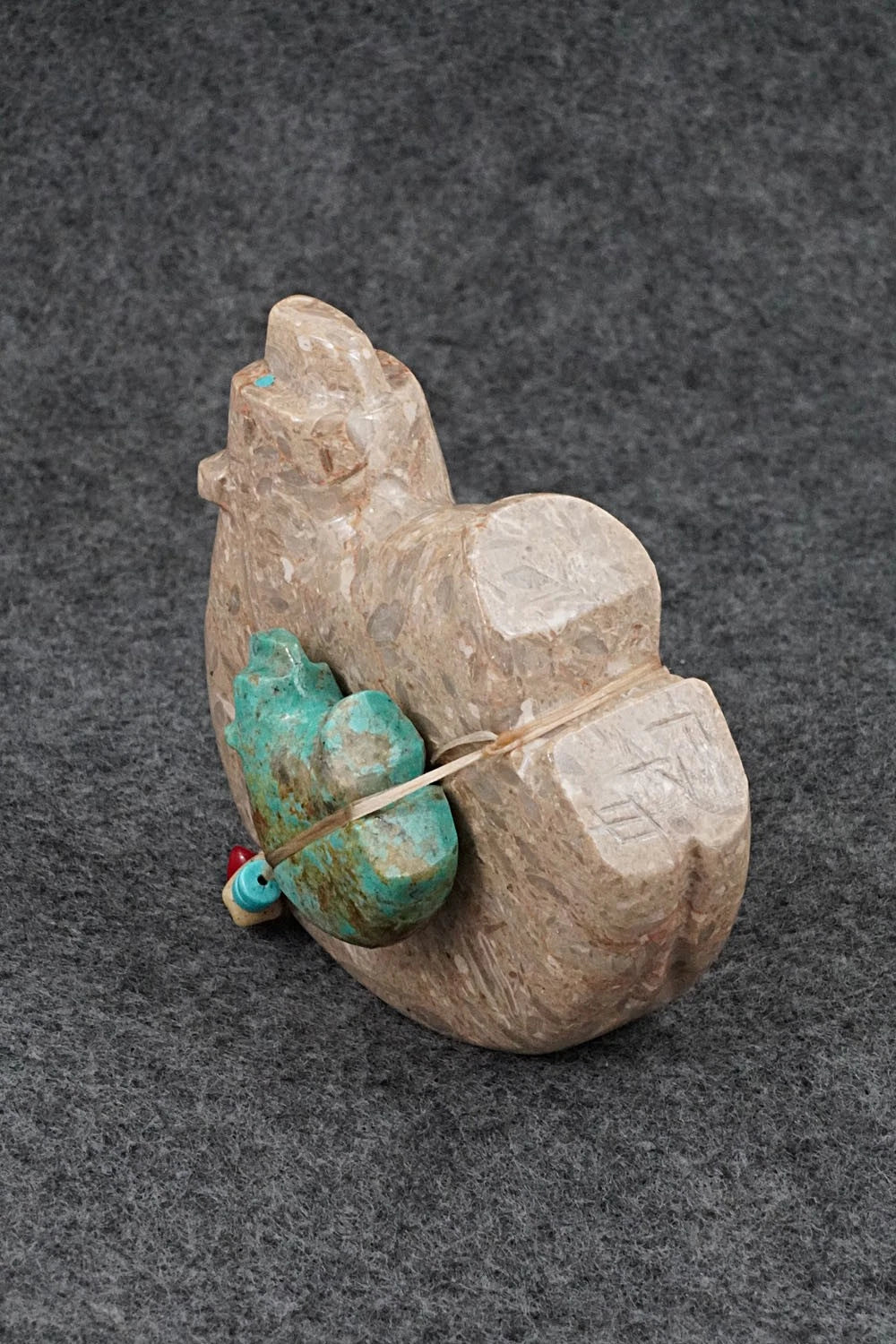 Bear Zuni Fetish Carving - Farlan & Paulette Quam