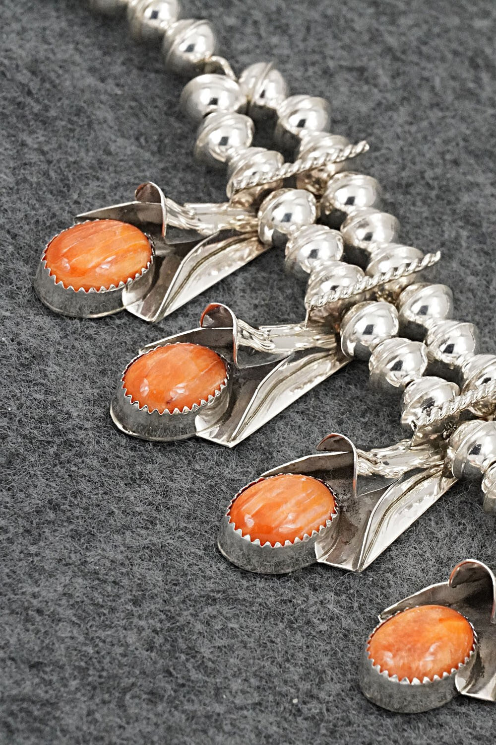 Spiny Oyster & Sterling Silver Squash Blossom Set - Louise Yazzie