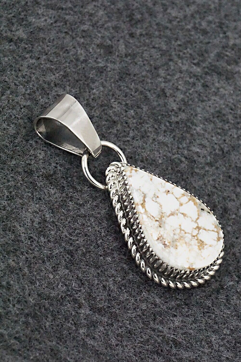 Wild Horse & Sterling Silver Pendant - Alvin Joe