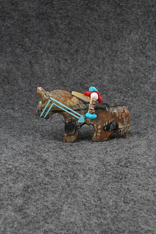 Horse Zuni Fetish Carving - Rodney Laiwakete
