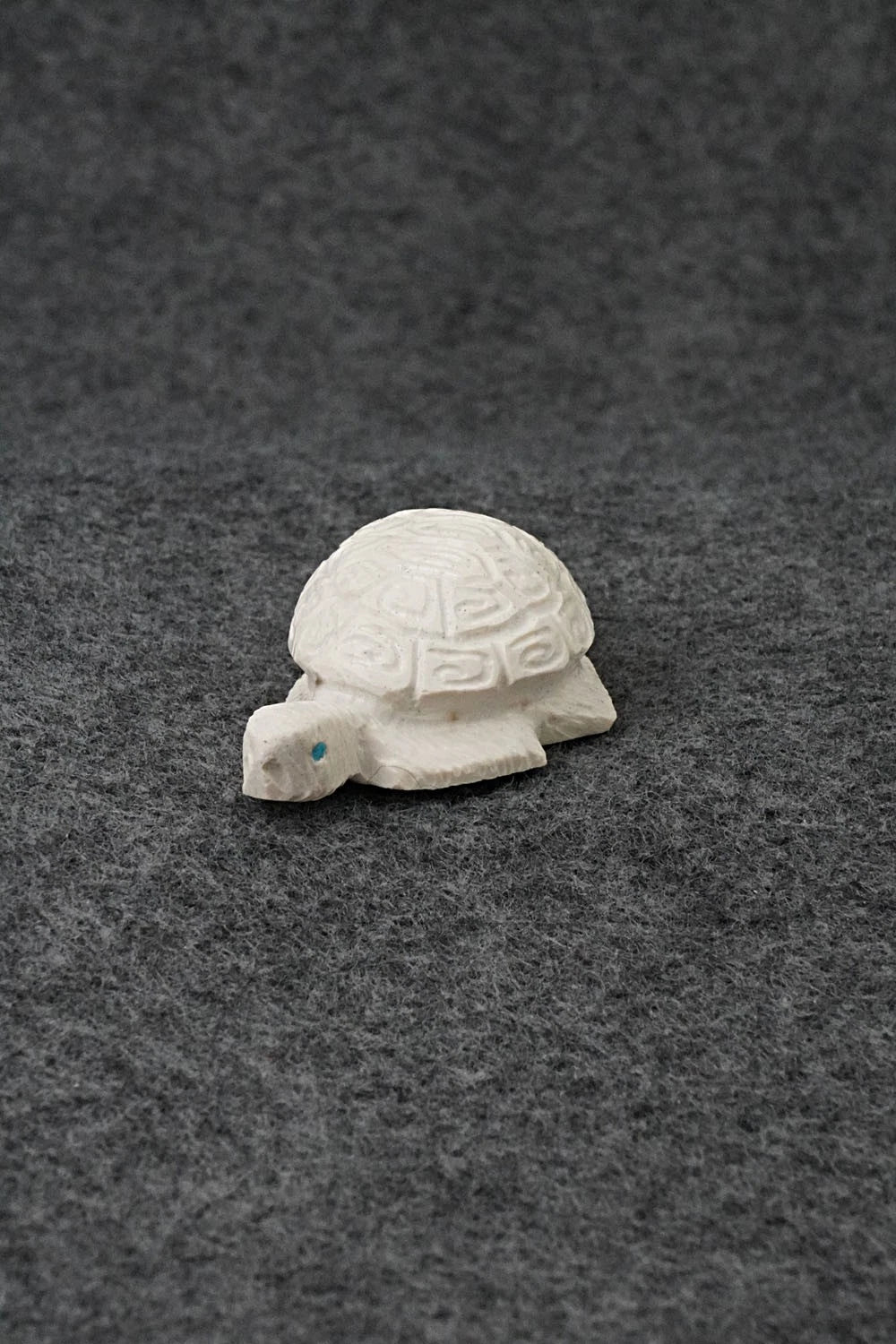 Turtle Zuni Fetish Carving - Adrian Cachini