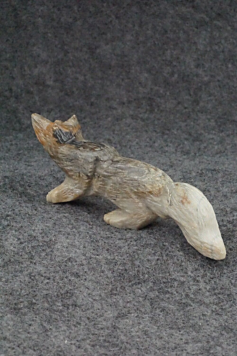 Wolf Zuni Fetish Carving - Tony Mackel