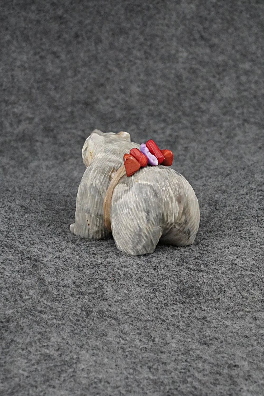 Bear Zuni Fetish Carving - Paulette & Farlan Quam