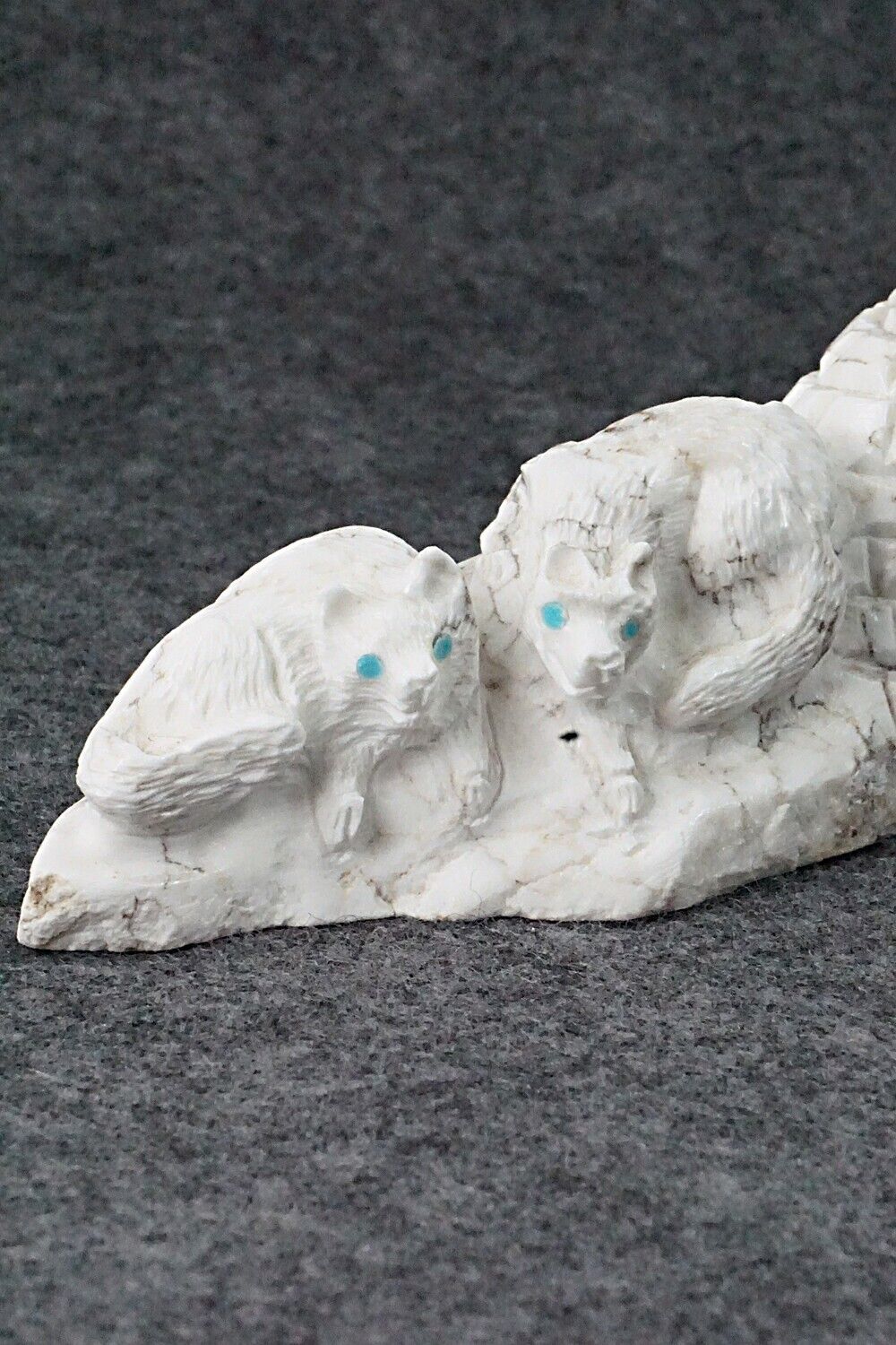 Wolves Zuni Fetish Carving - Chris Peina
