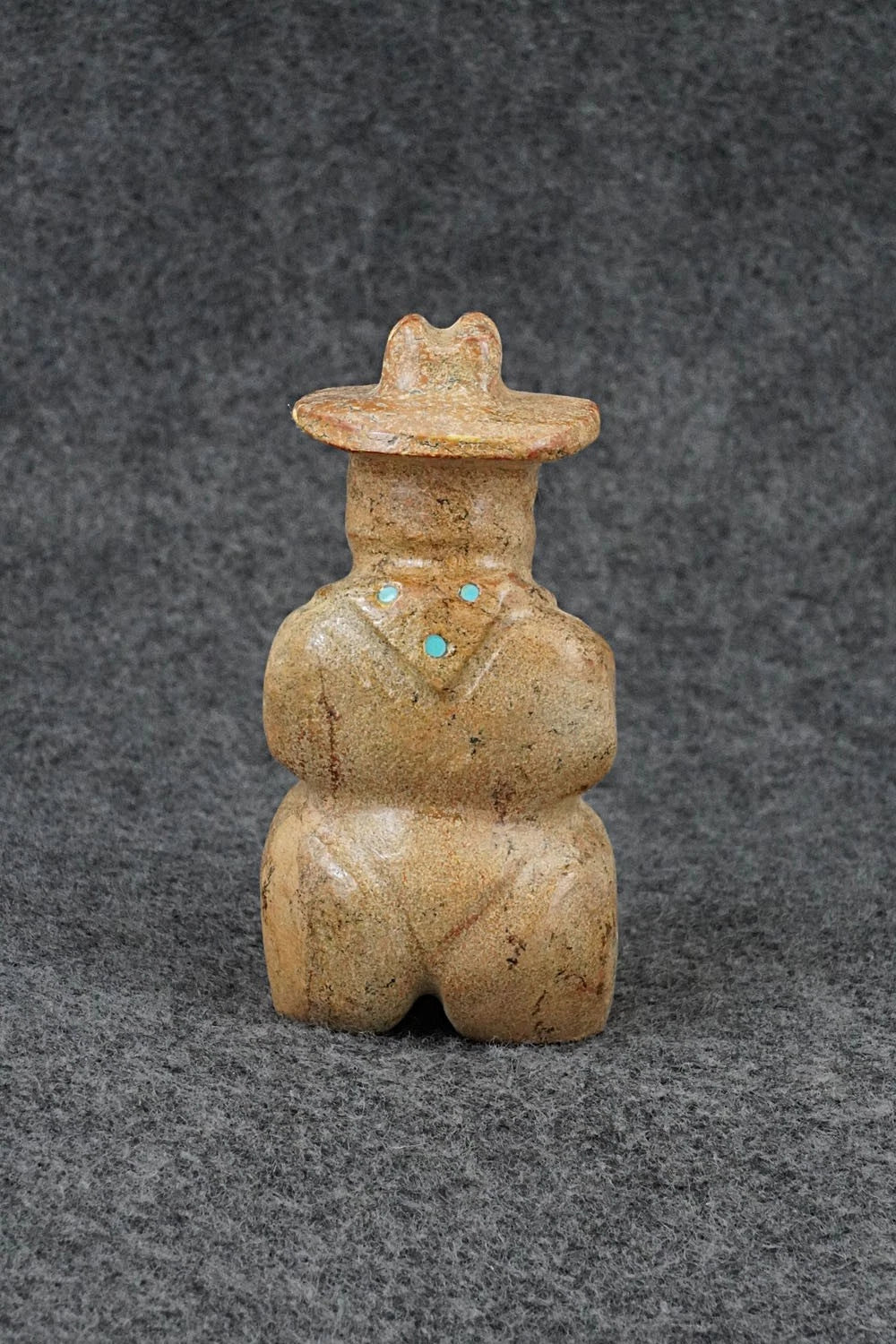 Bear Zuni Fetish Carving - Freddie Leekya