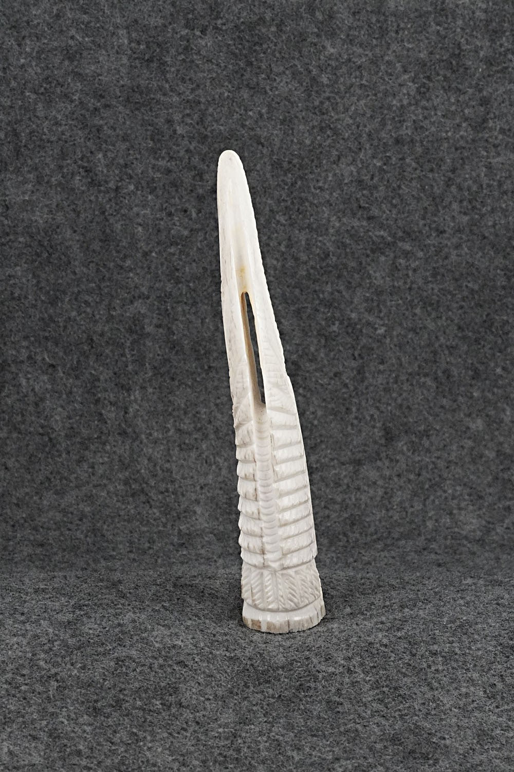 Eagle Zuni Fetish Carving - Garrick Weeka