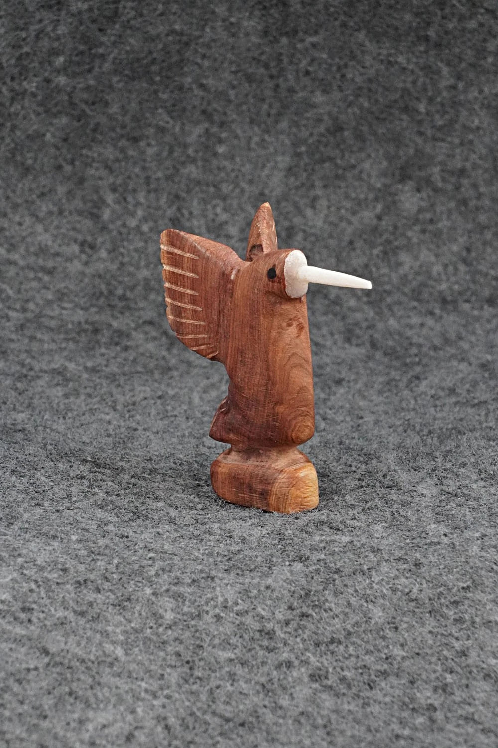 Hummingbird Zuni Fetish Carving - Justin Red Elk