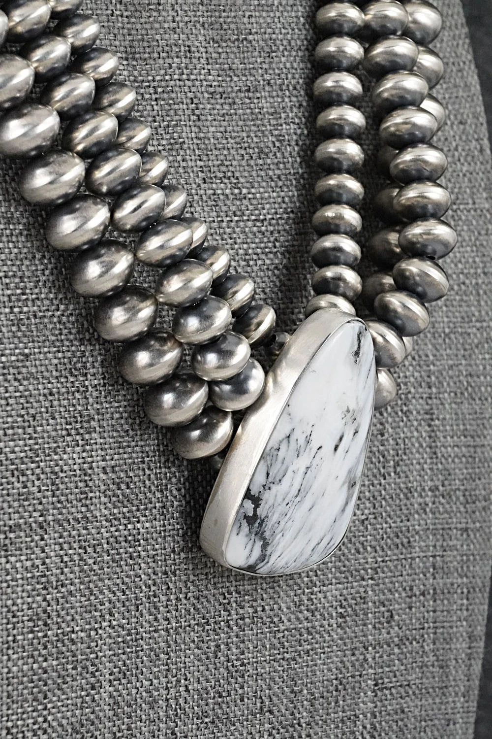 White Buffalo & Sterling Silver Navajo Pearl Necklace - Gruber & Halwood