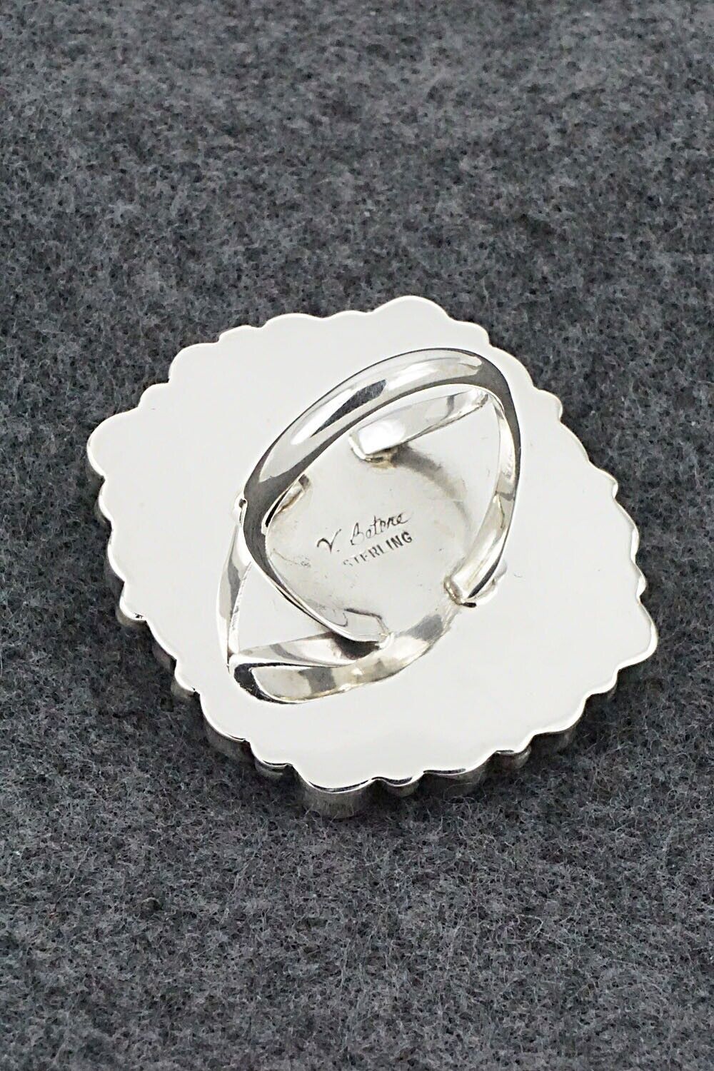 Onyx & Sterling Silver Ring - Verley Betone - Size 7.5