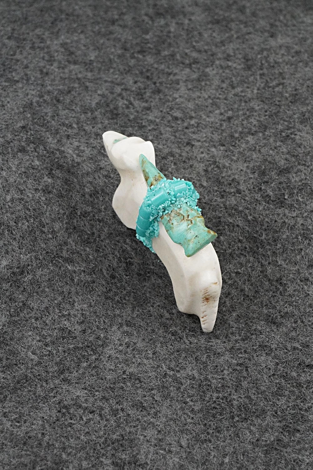 Wolf Zuni Fetish Carving - Marveletta Phillips