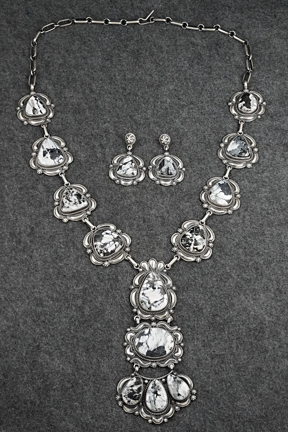 White Buffalo & Sterling Silver Necklace and Earrings Set - Raymond Delgarito