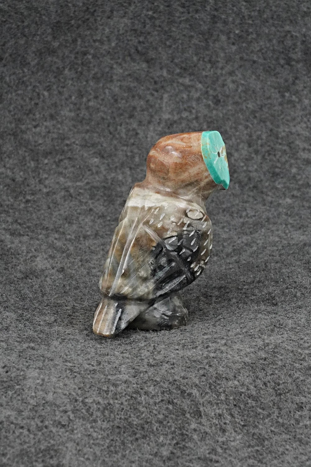 Owl Zuni Fetish Carving - Enrike Leekya