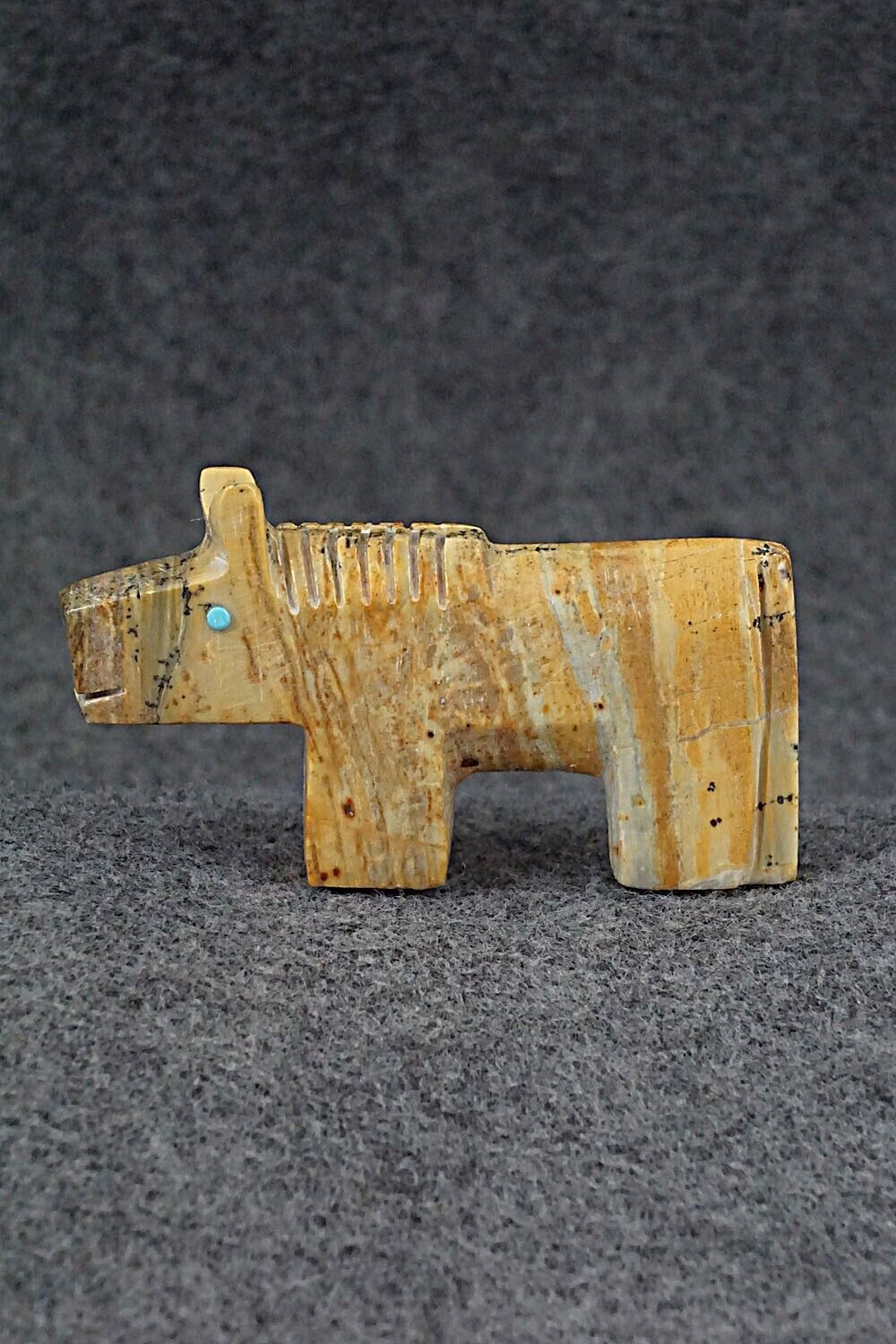 Horse Zuni Fetish Carving - Reynold Lunasee