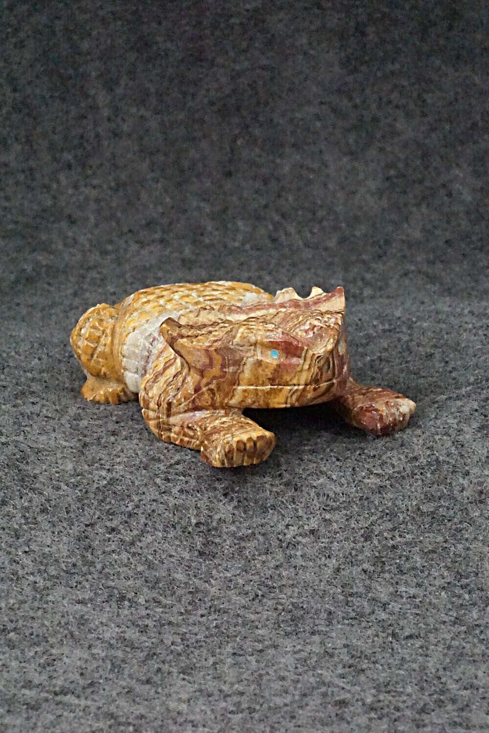 Horned Toad Zuni Fetish Carving - Tony Mackel