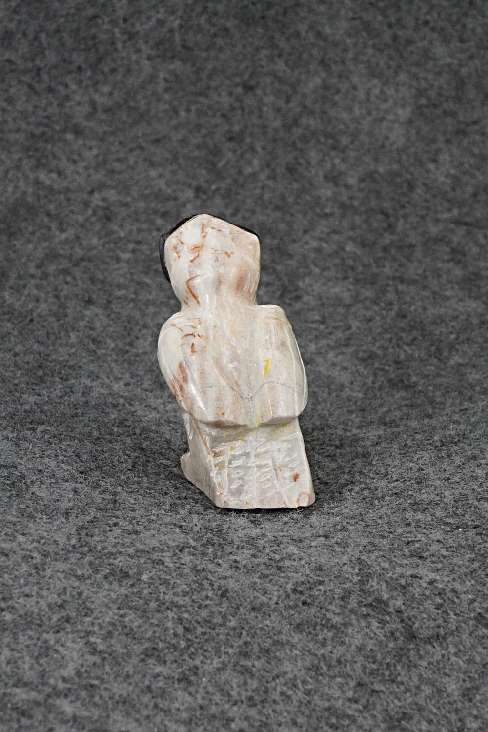 Owl Zuni Fetish Carving - Freddie Leekya