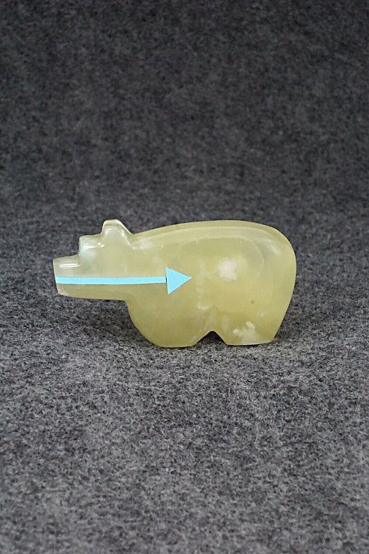 Bear Zuni Fetish Carving - Bernard Laiwakete