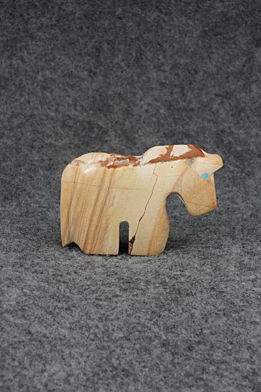 Horse Zuni Fetish Carving - Bernard Laiwakete